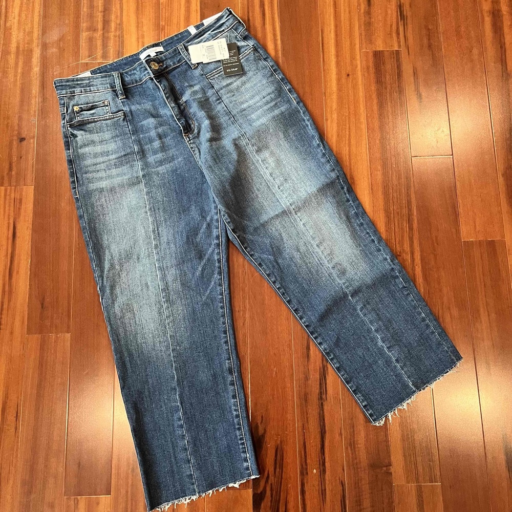 New NWT STS Blue Rockfield Jeans Frayed Hem Distressed High Rise Denim‎ Size 32